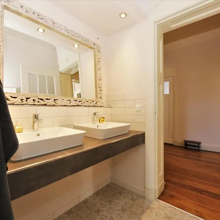 Brise Noah App 1 公寓 *